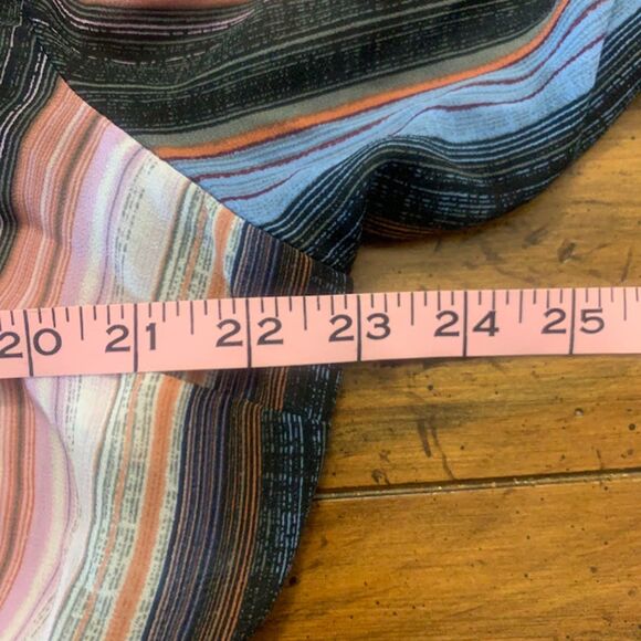 Torrid Emma Babydoll Tunic Chiffon Striped Black-Multi in Size 1X - Picture 7 of 9